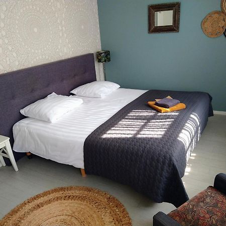 Bed & Brasserie Het Kosthuys Sint-Maartensdijk Esterno foto