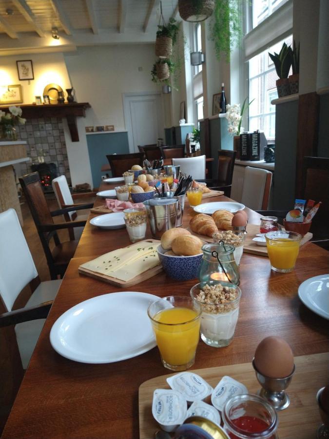 Bed & Brasserie Het Kosthuys Sint-Maartensdijk Esterno foto