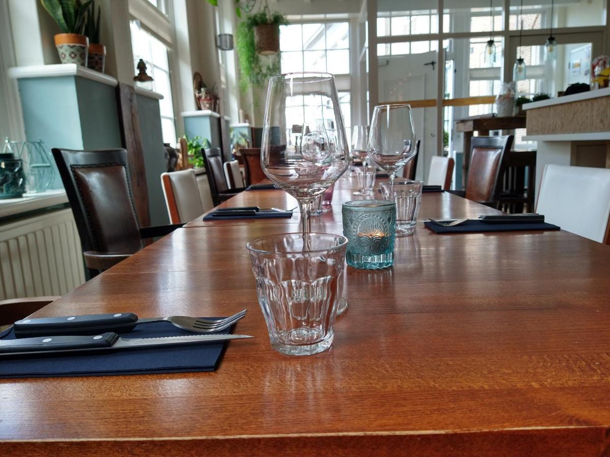 Bed & Brasserie Het Kosthuys Sint-Maartensdijk Esterno foto